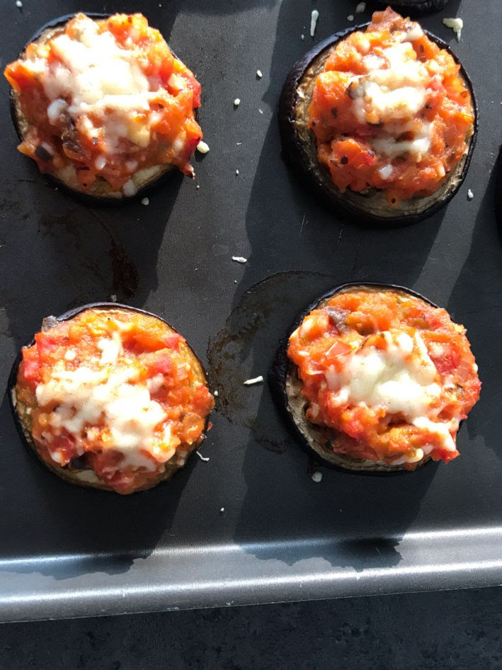 Minis Pizzas Aubergines Bebe Des 12 Mois Ou Pour Les Plus Grands Recettes Simples Et Rapides