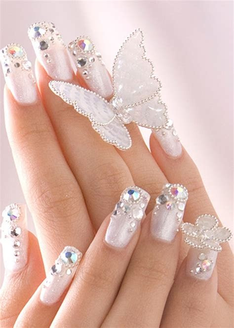celebaraty beauty tips  creative ombre nail art