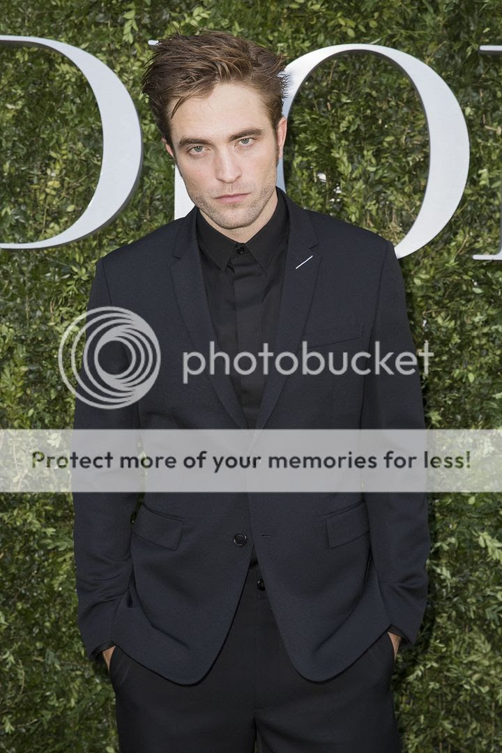  photo Dior 70th Paris Robert Pattinson 3rd July 201703.jpg