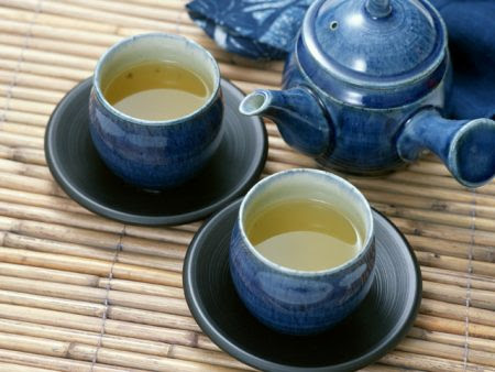 水分補給に向いているお茶について 公式 アルピナウォーター