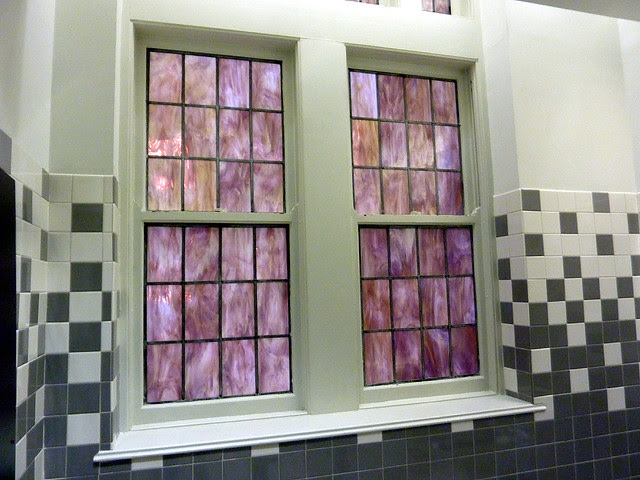 P1170982-2013-03-22-enclosed-Lowry-Hall-1927-Oglethorpe-University-Phoenix-Flies-APC-stained-glass-in-bathroom