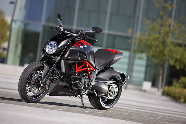 ducati diavel