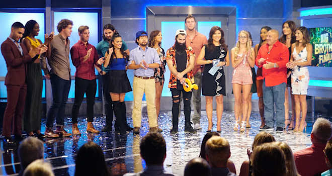 The cast of Big Brother 18 with host Julie Chen on the Big Brother season 18 live finale. BIG BROTHER airs Sundays and Wednesdays (8:00-9:00 PM, ET/PT); and Thursdays (9:00-10:00 PM, live ET/delayed PT), featuring the live eviction show hosted by Julie Chen. Photo: Sonja Flemming/CBS ÃÂÃÂ©2016 CBS Broadcasting, Inc. All Rights Reserved