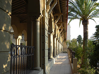 façade lycée Carnot.jpg