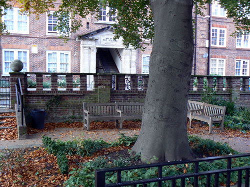 the square, garden.jpg