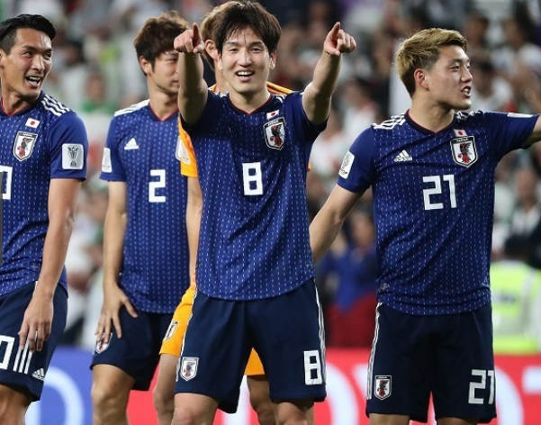 サッカー