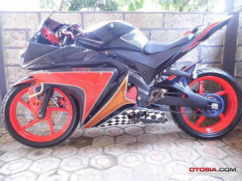 10 Deretan Modifikasi Yamaha Vixion Model R125