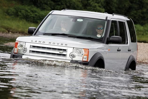 Land Rover Discovery Wallpaper