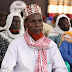 Sawirro: Shabaab oo caleemo saartay Suldaan Mudulood ah