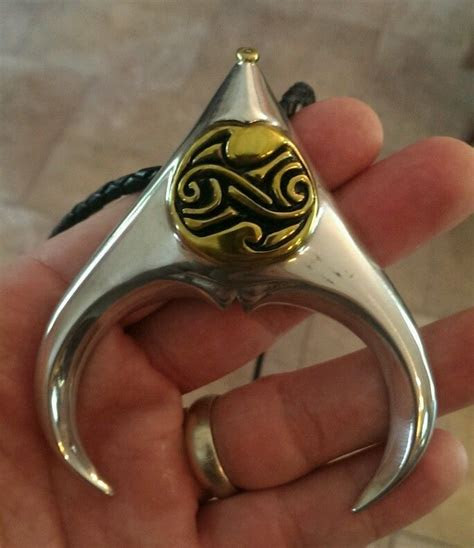 labyrinth jareth pendant necklace david bowie jim henson