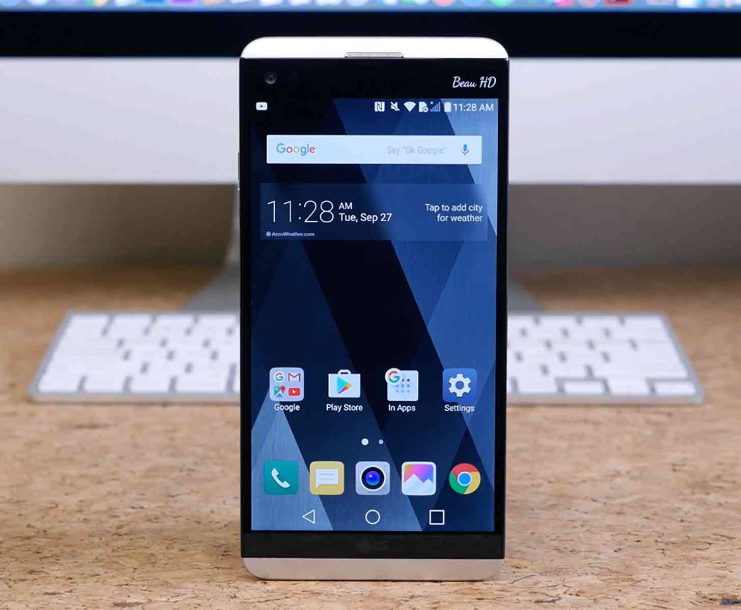 LG V20 hands-on video