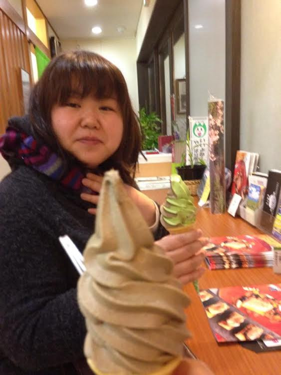 復興視察1日目3 3 エイブル アート カンパニーさんから 東北の現状について聞く 広報マガジン 日々を 趣わう あきゅらいず