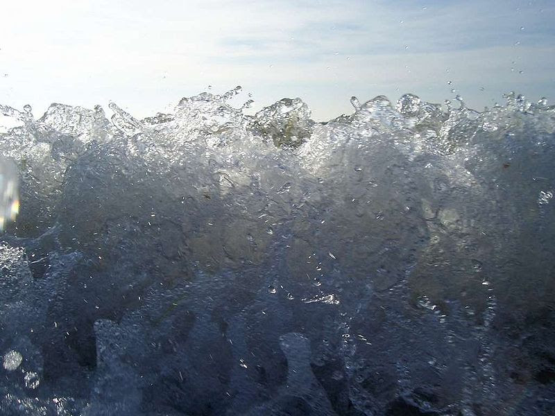 File:Baltic Sea Wave (Cien Water).jpg