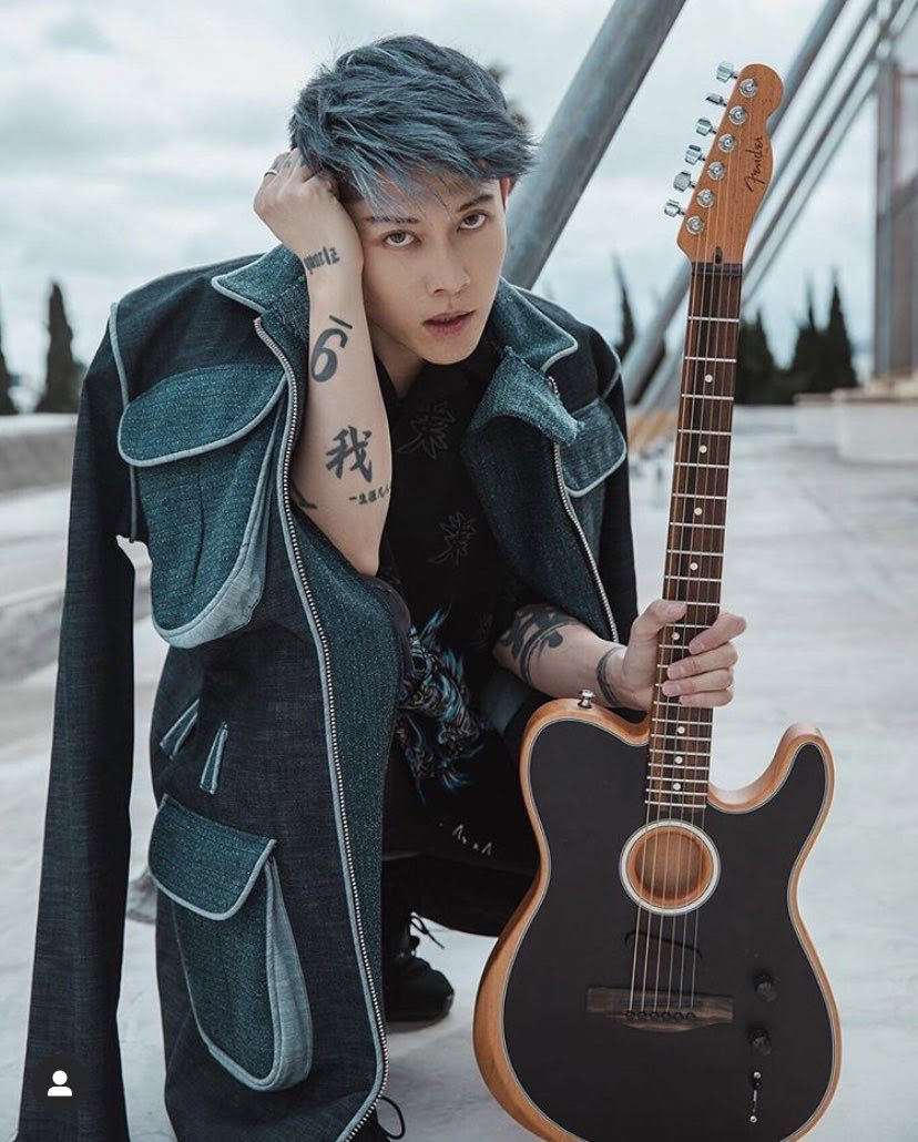 雅 Miyavi の髪型40選 人気ランキング セットやオーダー方法も紹介 最新決定版 Arty アーティ 音楽 アーティストまとめサイト