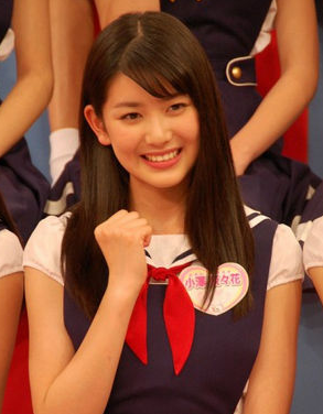 小澤奈々花 X21 高身長アイドルのwikiプロフ 経歴 気になる出身校 家族 彼氏の噂など一挙公開 Trend7 話題の人物 あの出来事