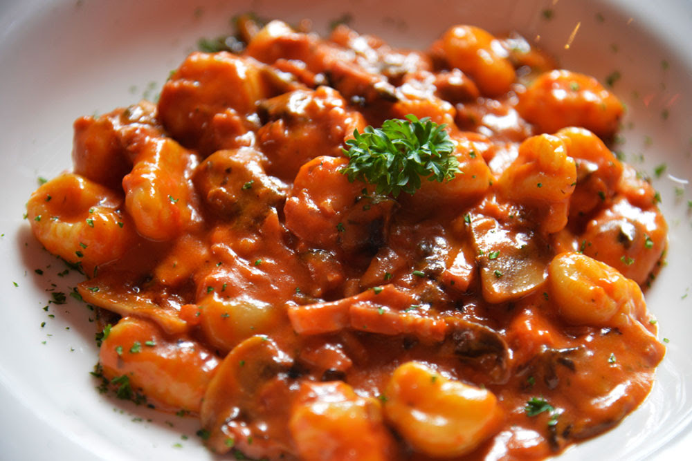 Otello Trattoria Pizzeria West End | Must do Brisbane