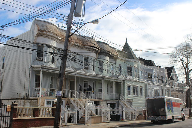1514–24 Commonwealth Ave., Park Versailles
