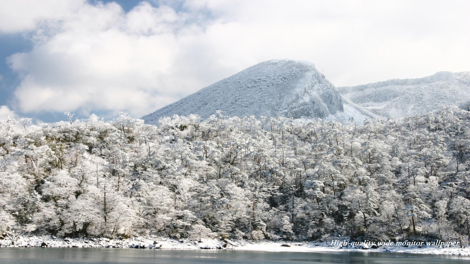 六観音御池の雪景色をモチーフにしましたワイドモニター専門高画質壁紙 アスペクト比１６ ９ 19 1080 冬の風景 自然風景 樹氷 雪景色