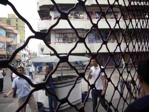 #EnDesarrollo Disturbios en concentración #12F Valera horas del medio día