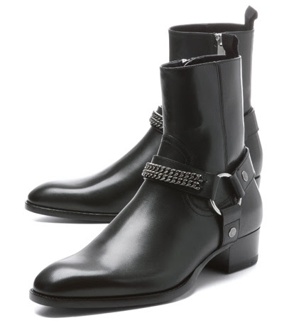 ヒールの高い靴で上品に大人コーデ メンズおすすめヒールブーツ