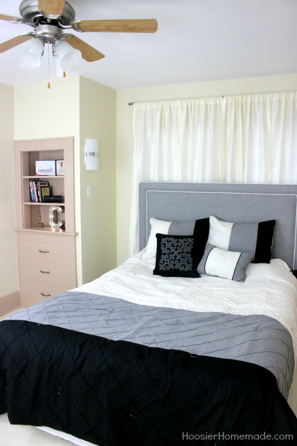 Small Bedroom Makeover Stylish for Young Adults Hoosier Small Bedroom Makeover Stylish for Young Adults Hoosier