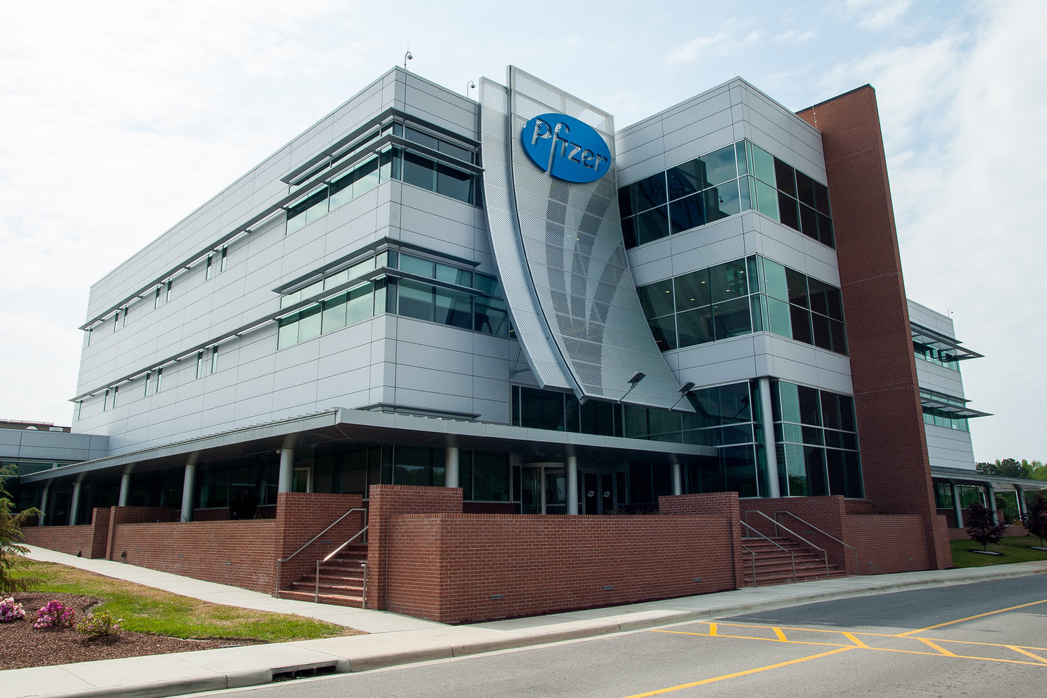 Pfizer Plant Adds 800 Workers — BioPharma Crescent