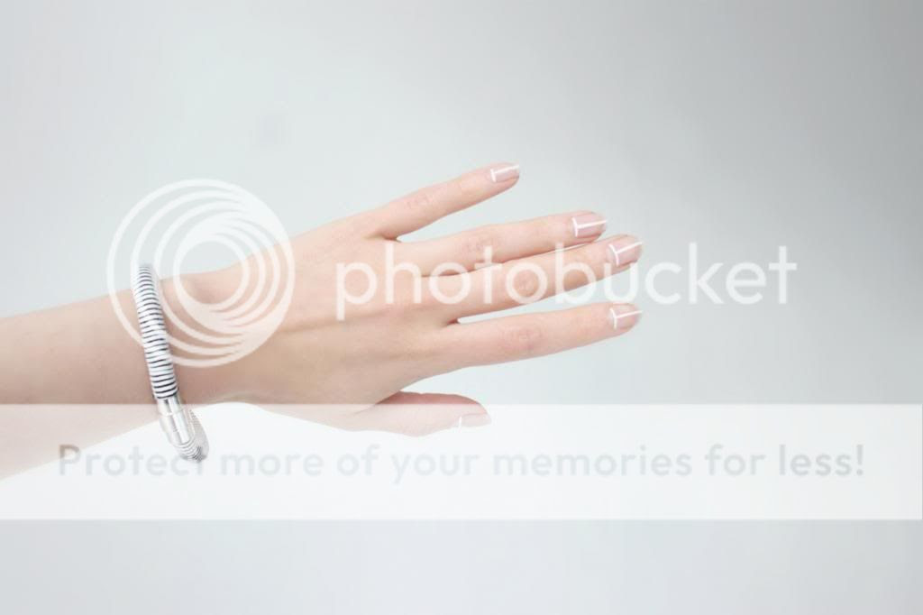  photo loveaestheticststrapnails.jpg