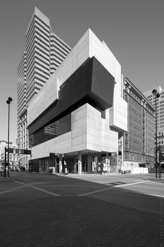Contemporary Arts Center (Rosenthal Center for Contemporary Art) (2003)