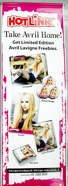 Avril Lavigne Look Alike. Avril Lavigne Look Alike.