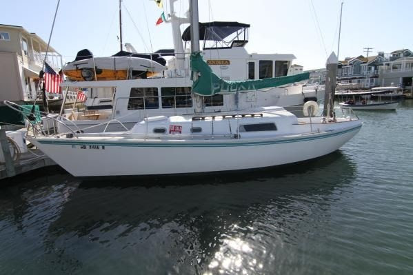 74 pearson 30 YachtWorld.com | Sailboat Life | Pinterest