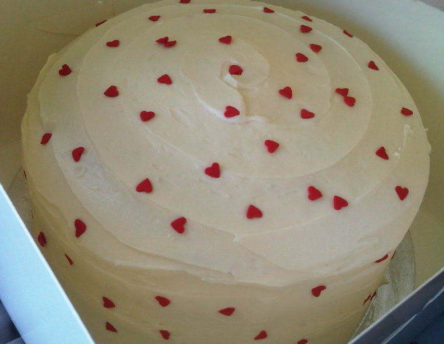DC Cupcakes: Easy Cream Cheese Frosting