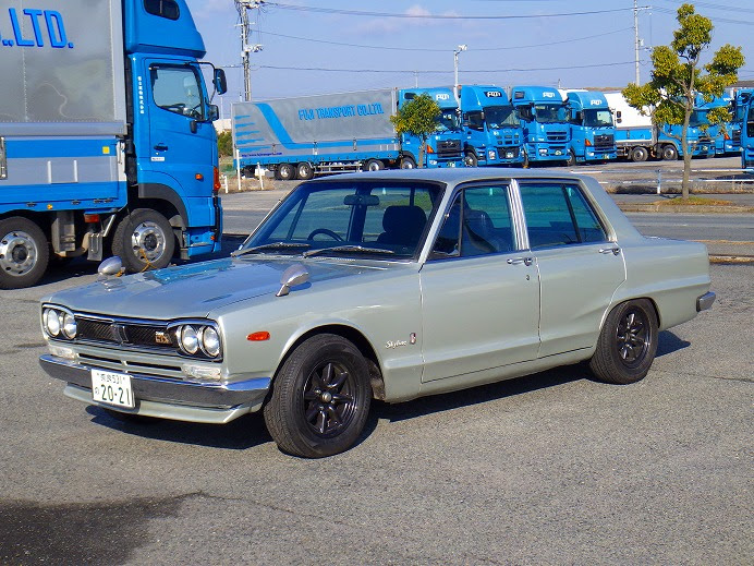 ハコスカ4ドア セダン 中古車販売 旧車のレストア及びレーシングカー製作
