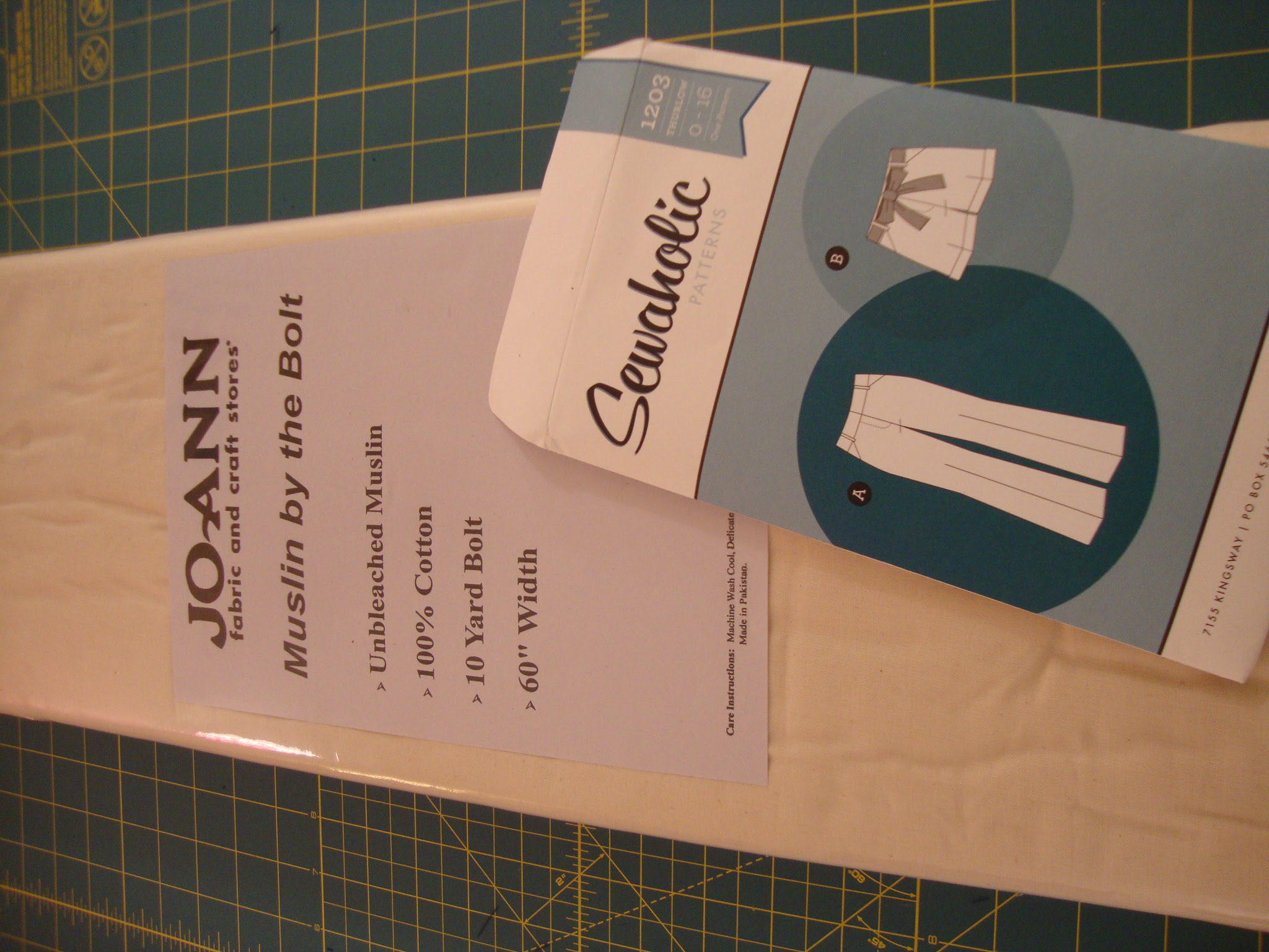 Bolt o' muslin