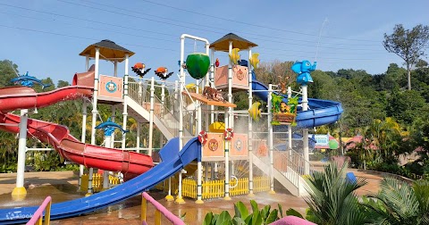 bukit merah theme park