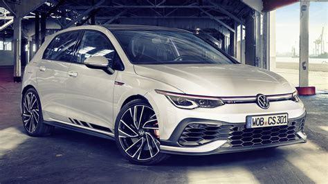 These standards state the specifics for age, weight and size of the child where their safety is of concern when riding in a vehicle. 2020 Volkswagen Golf GTI Clubsport - Fonds d'Ã©cran et