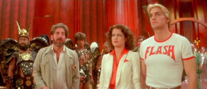 Dr. Hans Zarkov (Chain Topol), Dale Arden (Melody Anderson) e Flash Gordon (Sam J. Jones) 