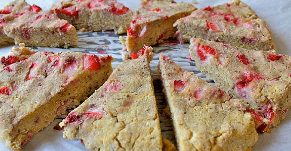 Strawberry-Scones