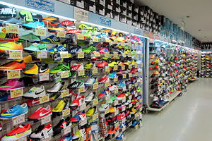 桜木町ぴおシティ B D スポーツプロショップ ビーアンドディー