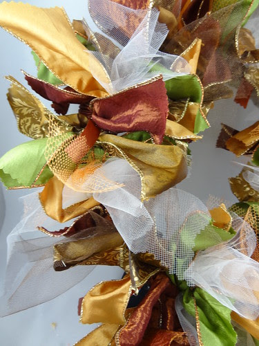 Halloween Rag Wreath Sept 2012 (23)