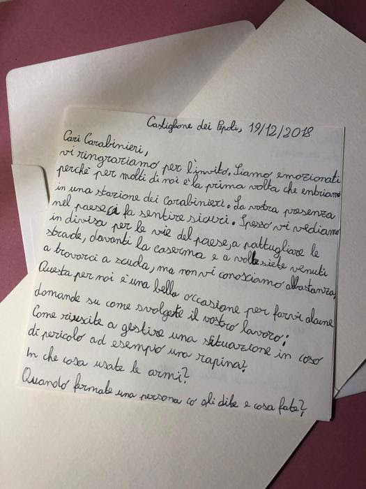 Bambini e Carabinieri - una lettera d'amore | Belle storie d'Arma