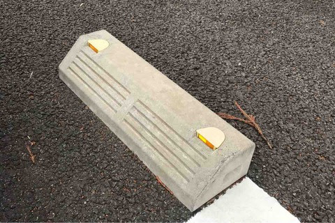 車の地上高と車止めの高さは 擦らない車高を調査 カズウラさんの車と日常