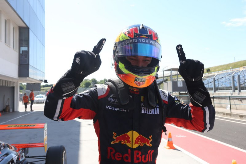 Dennis Hauger takes cool Italian F4 win in hot Hungary ...