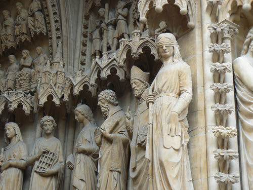 statues metz.jpg