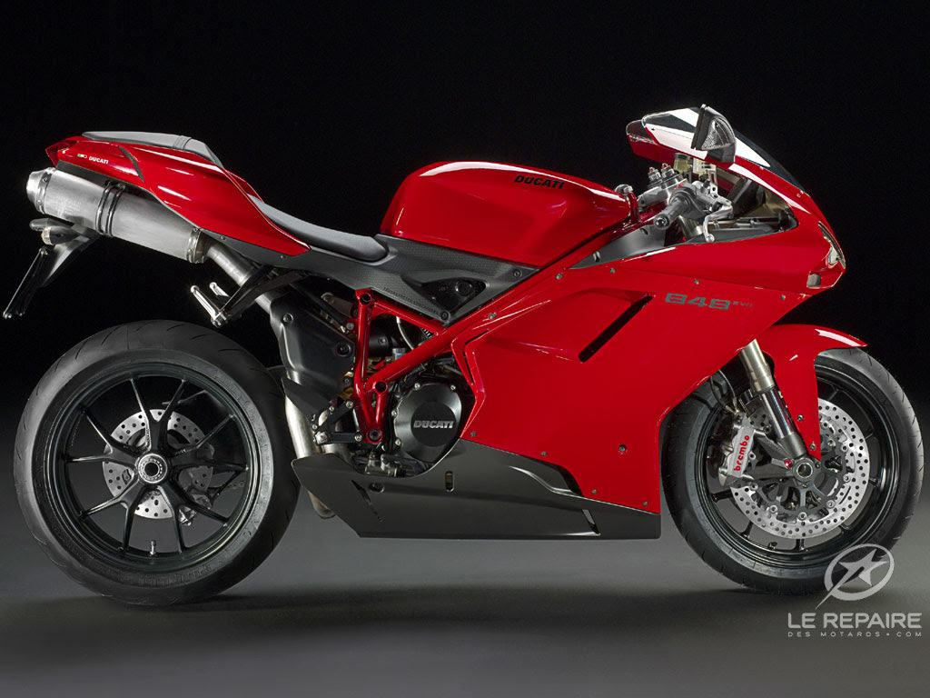 Ducati 848 millésime 2011