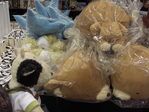 Hey, you guys shouldn't play with plastic bags