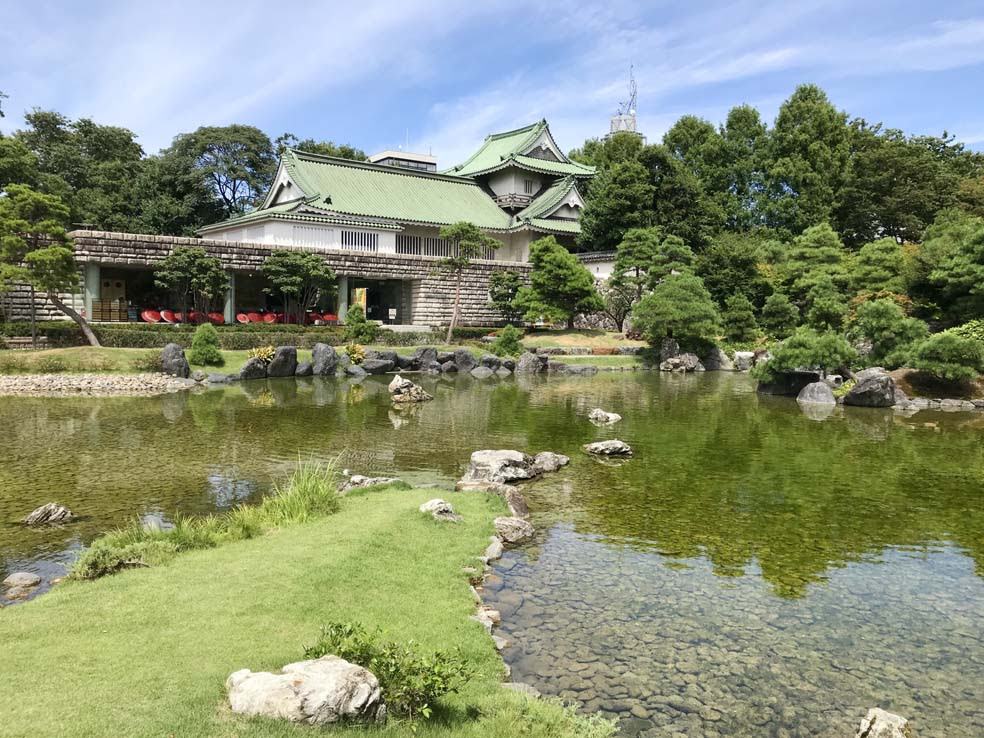 富山城址公園 キレイな日本庭園でママはほっと一息 子供も満足の散歩道 富山で子供とお出かけ 遊び場体験ブログ 雨の日の室内施設や公園 観光情報 コトコトとやま
