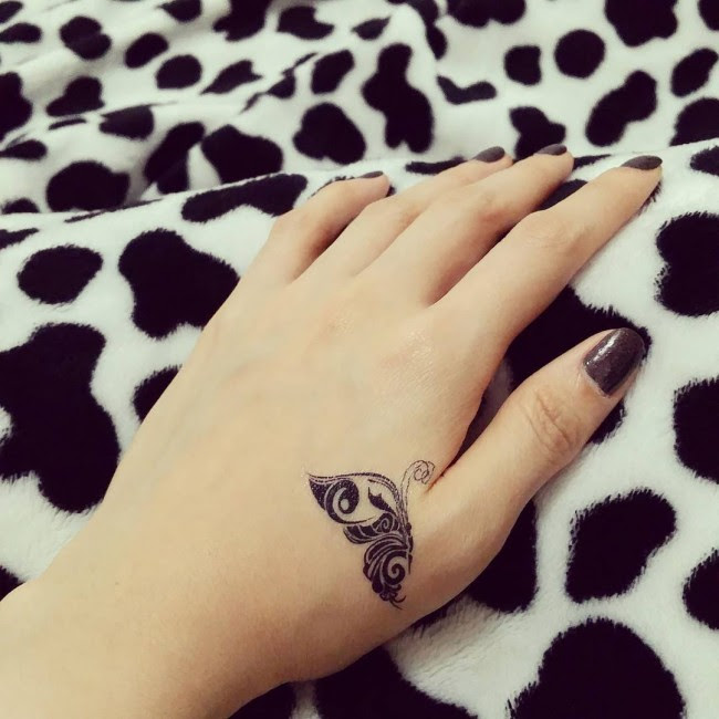 Beautiful Hand Tattoos For Girls | Tattoo ideas | Side hand tattoos ...