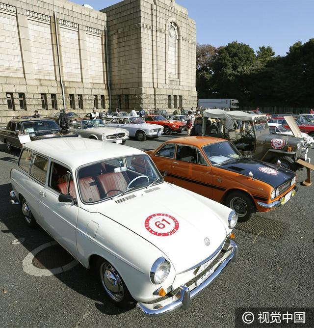 東京舉行老爺車遊行百輛古董車開上街頭 每日頭條