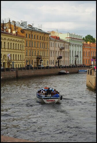 Санкт-Петербург. 24 июня 2011.