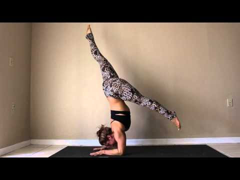 Video How To Do A Yoga Forearm Stand
